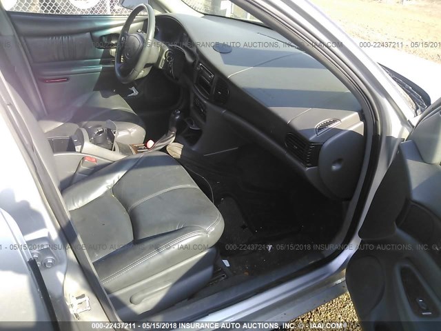2G4WB52K441248760 - 2004 BUICK REGAL LS 银色 照片 5