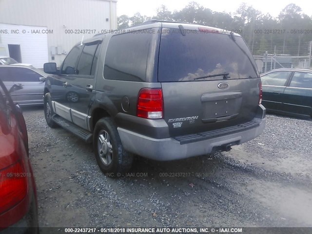 1FMRU15W13LC34709 - 2003 FORD EXPEDITION XLT ნაცრისფერი ფოტო 3