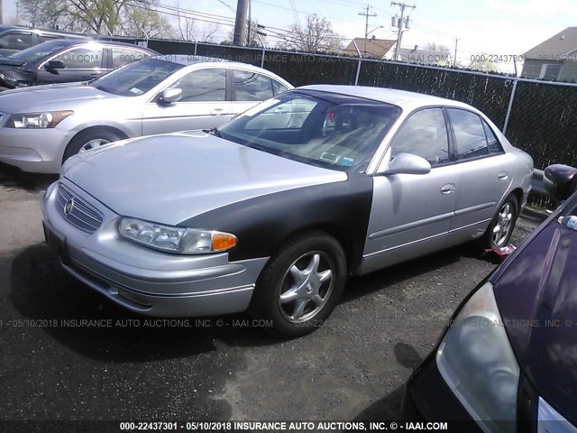 2G4WB55K121180748 - 2002 BUICK REGAL LS SILVER photo 2