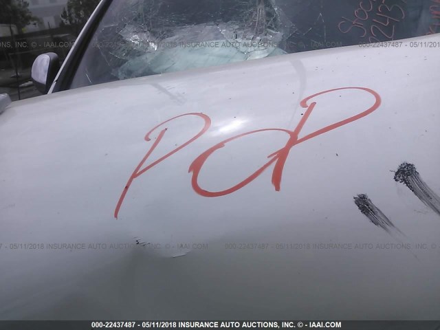 5TBET341X5S479025 - 2005 TOYOTA TUNDRA DOUBLE CAB SR5 WHITE photo 10