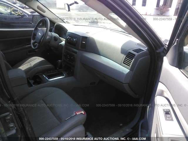 1J4GR48K05C611986 - 2005 JEEP GRAND CHEROKEE LAREDO/COLUMBIA/FREEDOM 绿色 照片 5