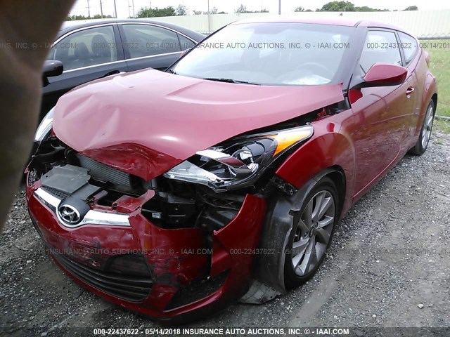 KMHTC6AD2HU305931 - 2017 HYUNDAI VELOSTER RED photo 2