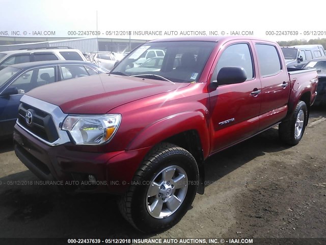 3TMLU4EN8FM196322 - 2015 TOYOTA TACOMA DOUBLE CAB/TRD PRO RED photo 2