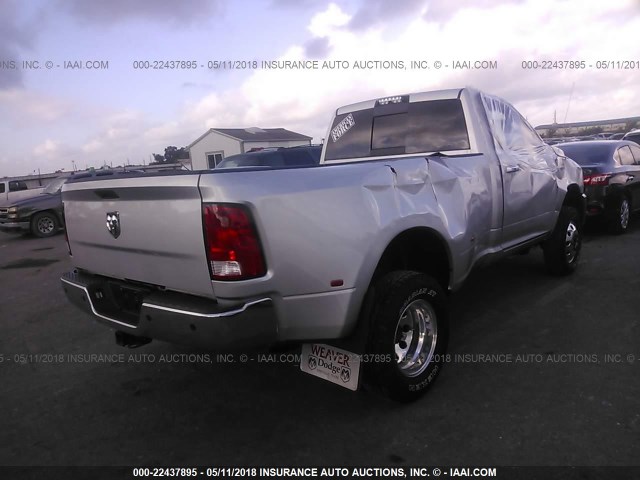 3C63RRBL1HG550529 - 2017 RAM 3500 SLT SILVER photo 4