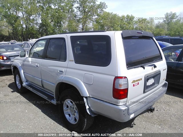 JT3GN87R6X0106602 - 1999 TOYOTA 4RUNNER LIMITED WHITE photo 3