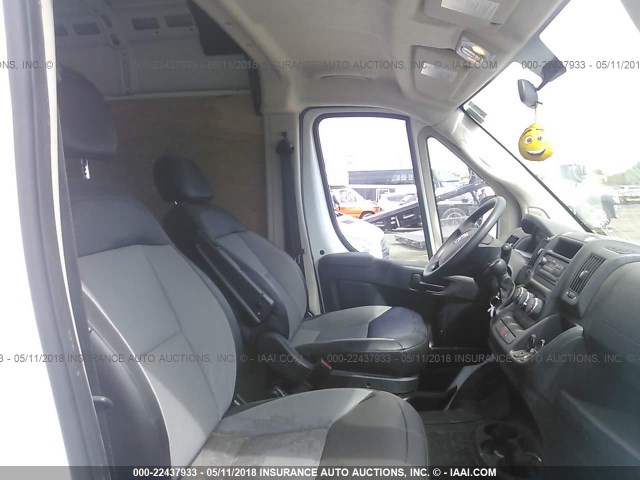 3C6TRVDG7HE548496 - 2017 RAM PROMASTER 2500 2500 HIGH WHITE photo 5
