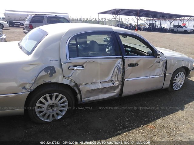 1LNHM81W74Y649709 - 2004 LINCOLN TOWN CAR EXECUTIVE/SIGNATURE Marrón foto 6