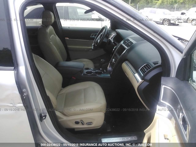 1FM5K7F87GGA71022 - 2016 FORD EXPLORER LIMITED 银色 照片 5