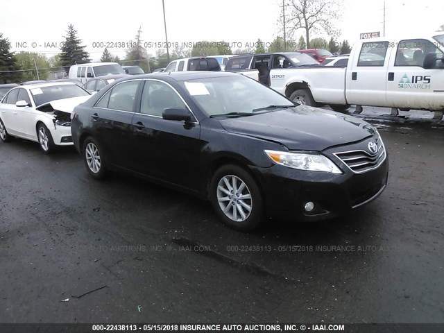 4T1BK3EK4AU105600 - 2010 TOYOTA CAMRY SE/LE/XLE შავი ფოტო 1