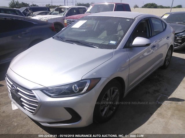 5NPD84LF6JH258691 - 2018 HYUNDAI ELANTRA SEL/VALUE/LIMITED SILVER photo 2