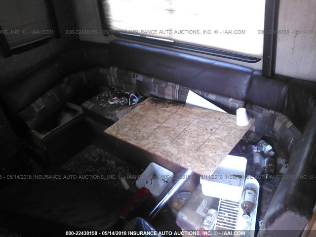 4X4TSHD29HC003274 - 2017 FOREST RIVER SHOCKWAVE  灰色 照片 6