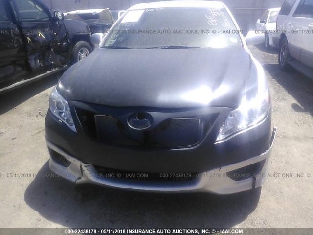 4T1BF3EK0AU097077 - 2010 TOYOTA CAMRY SE/LE/XLE SILVER photo 6