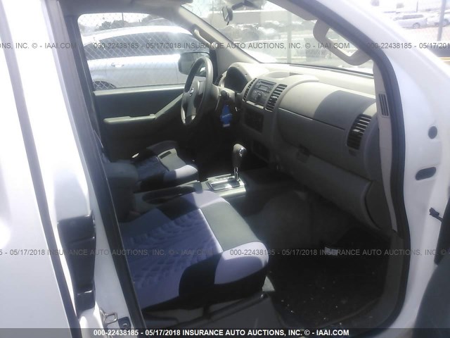 1N6BD0CT1CC419851 - 2012 NISSAN FRONTIER S/SV WHITE photo 5