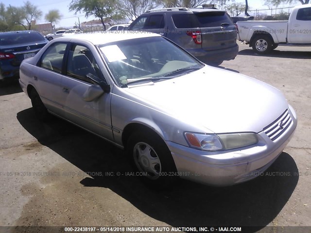 4T1BG22K9XU588087 - 1999 TOYOTA CAMRY CE/LE/XLE 金色 照片 1