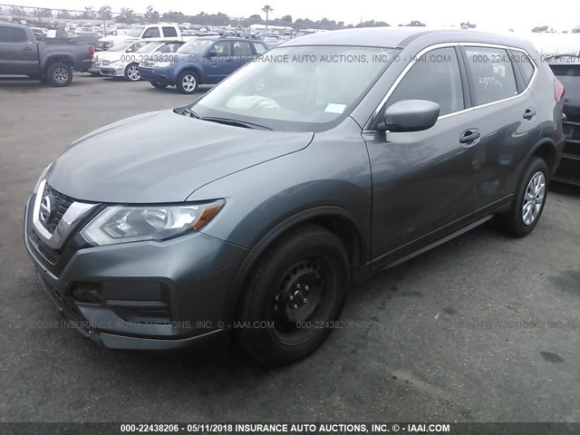 KNMAT2MV4HP555369 - 2017 NISSAN ROGUE S/SV GRAY photo 2