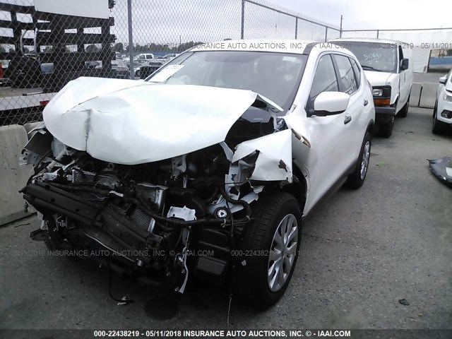 KNMAT2MT1HP583094 - 2017 NISSAN ROGUE S/SV WHITE photo 2