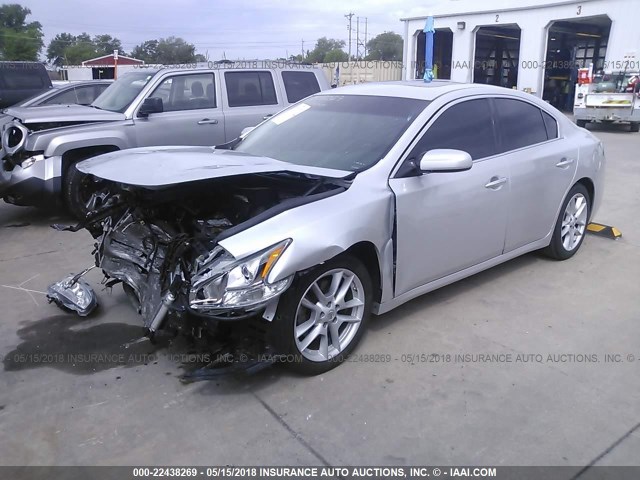 1N4AA5AP2EC466289 - 2014 NISSAN MAXIMA S/SV SILVER photo 2