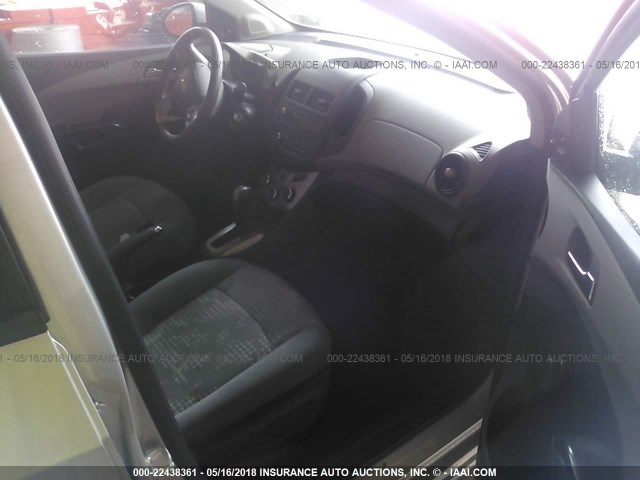 1G1JA5SHXD4150061 - 2013 CHEVROLET SONIC LS 银色 照片 5