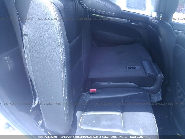 5XYKWDA21BG121700 - 2011 KIA SORENTO SX WHITE photo 8