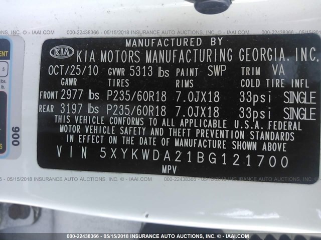 5XYKWDA21BG121700 - 2011 KIA SORENTO SX WHITE photo 9