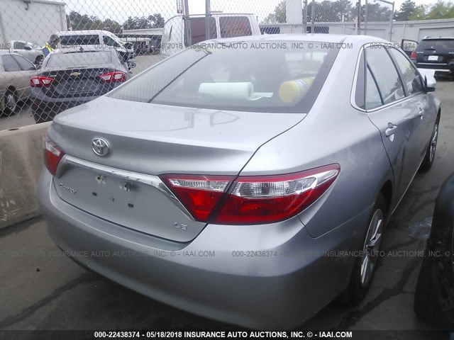 4T4BF1FK5FR464538 - 2015 TOYOTA CAMRY LE/XLE/SE/XSE GRAY photo 4