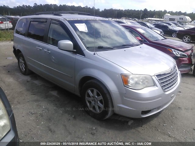2A4RR5D13AR309895 - 2010 CHRYSLER TOWN & COUNTRY TOURING SILVER photo 1