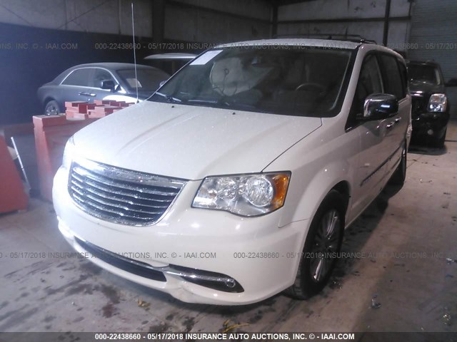 2C4RC1CG5DR566101 - 2013 CHRYSLER TOWN & COUNTRY TOURING L WHITE photo 2