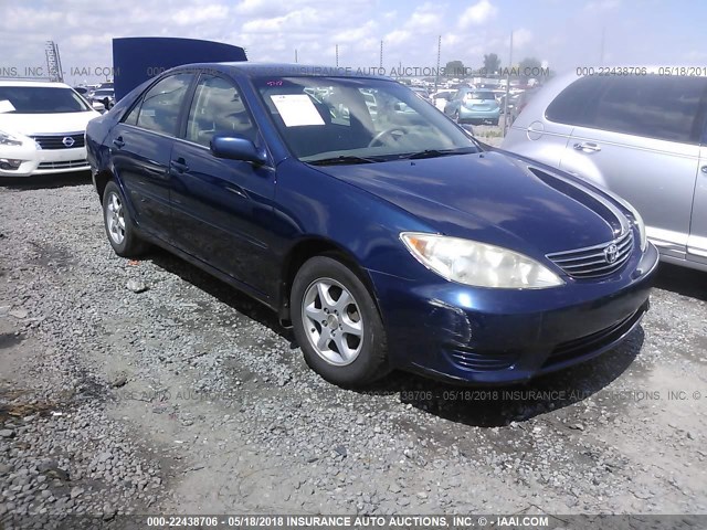 4T1BE30K86U126472 - 2006 TOYOTA CAMRY LE/XLE/SE ლურჯი ფოტო 1