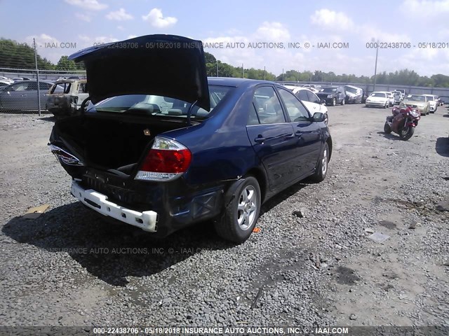 4T1BE30K86U126472 - 2006 TOYOTA CAMRY LE/XLE/SE ლურჯი ფოტო 4