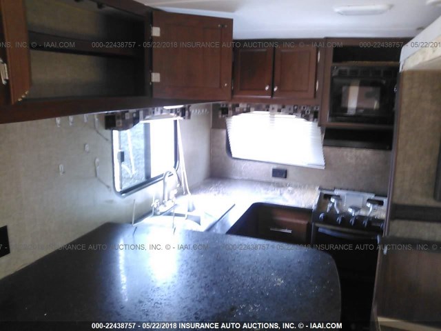 5SFPB3322GE305999 - 2016 HEARTLAND PIONR280RK  უცნობი ფოტო 6