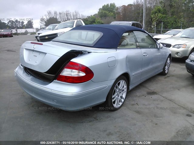 WDBTK56F88T096257 - 2008 MERCEDES-BENZ CLK 350 Light Blue photo 4