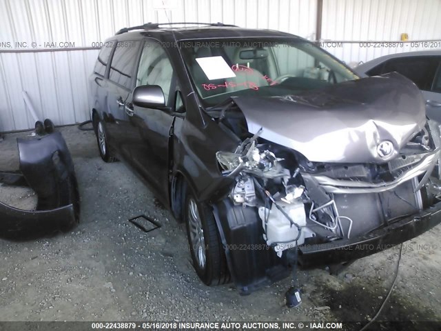 5TDYK3DC2ES517050 - 2014 TOYOTA SIENNA XLE/LIMITED GRAY photo 6