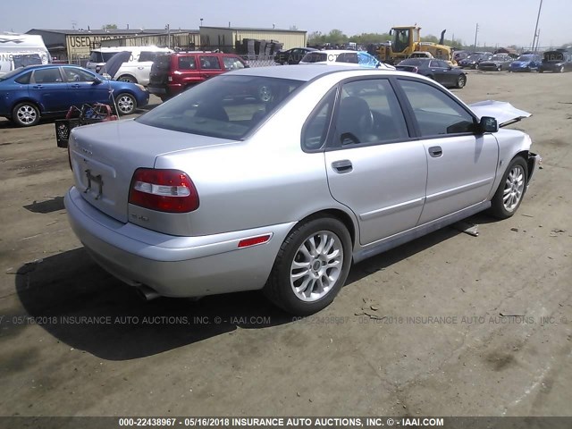 YV1VS27564F051058 - 2004 VOLVO S40 1.9T SILVER photo 4