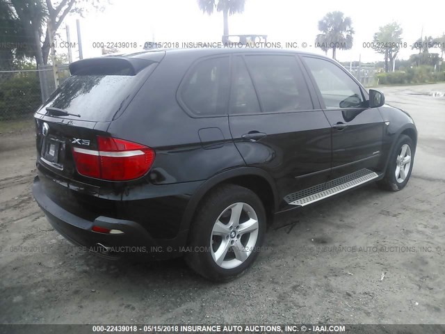 5UXFE4C52AL277306 - 2010 BMW X5 XDRIVE30I BLACK photo 4