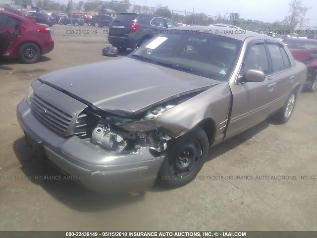 2FAFP74W43X162660 - 2003 FORD CROWN VICTORIA LX GRAY photo 2