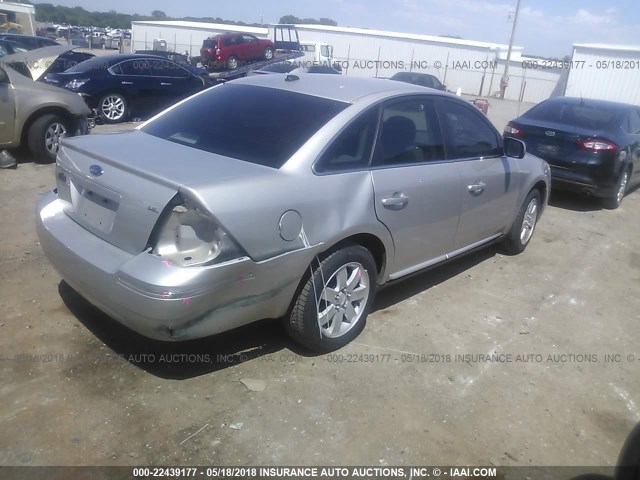 1FAFP24157G101143 - 2007 FORD FIVE HUNDRED SEL SILVER photo 4