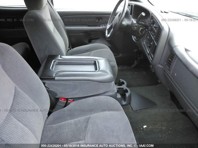 1GCEC19Z07Z166156 - 2007 CHEVROLET SILVERADO C1500 CLASSIC BLACK photo 5