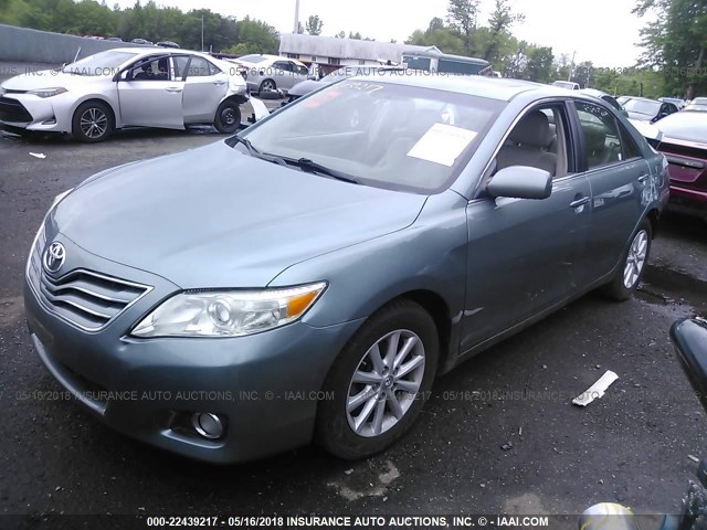 4T1BF3EK7BU633590 - 2011 TOYOTA CAMRY SE/LE/XLE GREEN photo 4