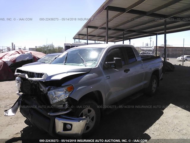 5TFRY5F18EX160851 - 2014 TOYOTA TUNDRA DOUBLE CAB SR/SR5 SILVER photo 2