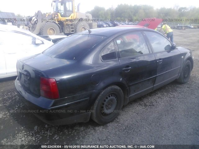 WVWPD63B0XE413312 - 1999 VOLKSWAGEN PASSAT GLX 黑色 照片 4