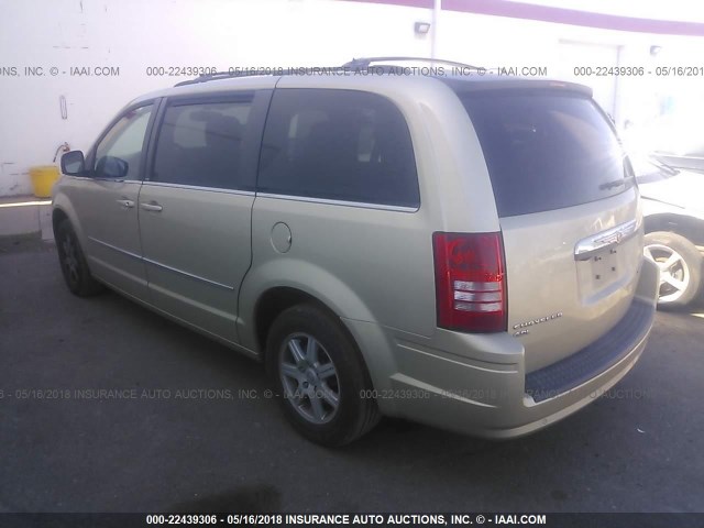 2A4RR8DX8AR394917 - 2010 CHRYSLER TOWN & COUNTRY TOURING PLUS BEIGE photo 3
