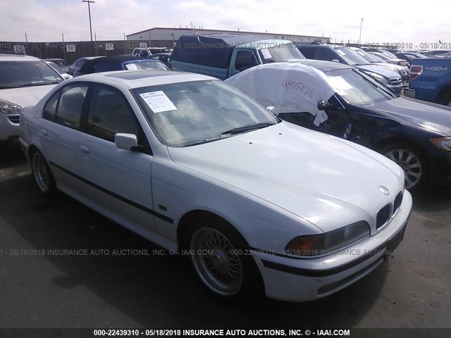 WBADM6346YGU20692 - 2000 BMW 528 I AUTOMATIC WHITE photo 1