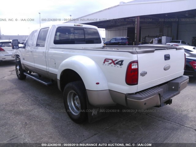 1FT8W4DT4CEA55555 - 2012 FORD F450 SUPER DUTY WHITE photo 3