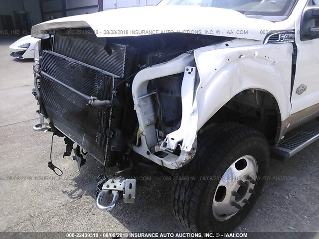 1FT8W4DT4CEA55555 - 2012 FORD F450 SUPER DUTY WHITE photo 6