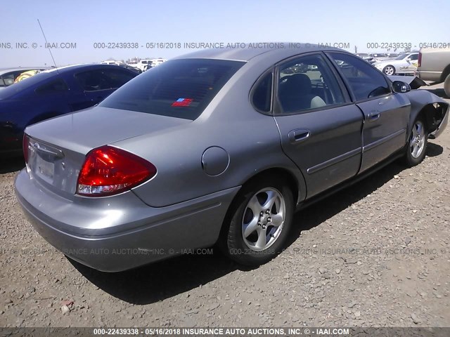 1FAFP53U86A109543 - 2006 FORD TAURUS SE SILVER photo 4