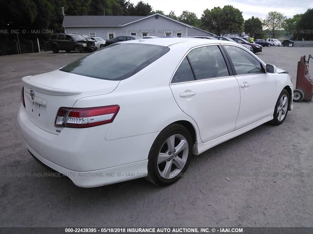 4T1BF3EK7AU556668 - 2010 TOYOTA CAMRY SE/LE/XLE WHITE photo 4