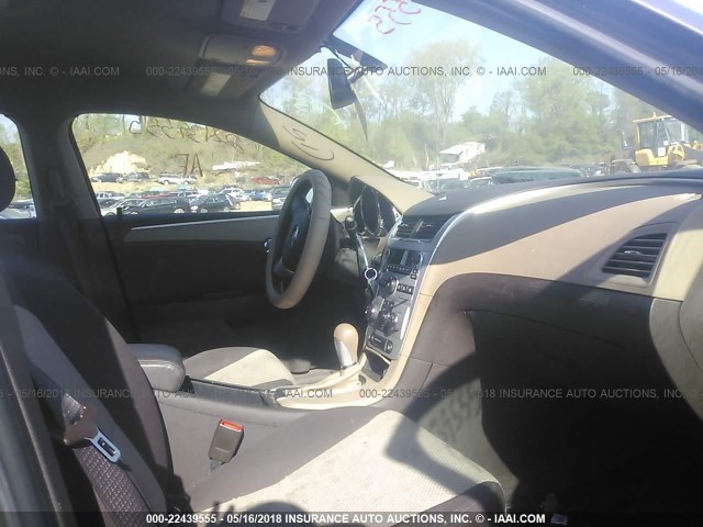 1G1ZB5EB9AF295678 - 2010 CHEVROLET MALIBU LS 金色 照片 5