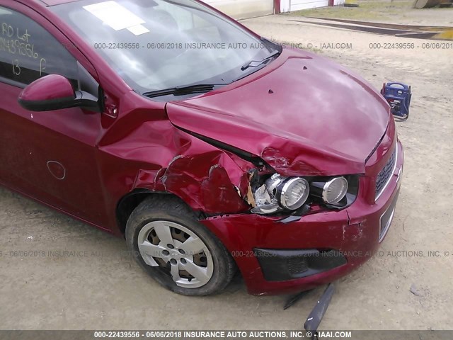 1G1JA5SH9D4248952 - 2013 CHEVROLET SONIC LS წითელი ფოტო 6