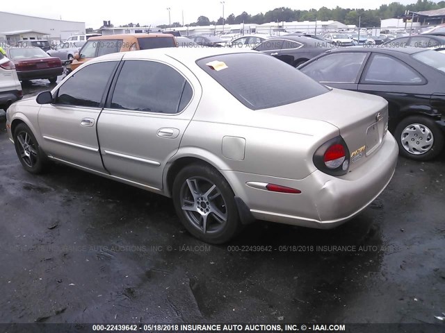 JN1CA31A0YT218567 - 2000 NISSAN MAXIMA GLE/GXE/SE Pewter photo 3