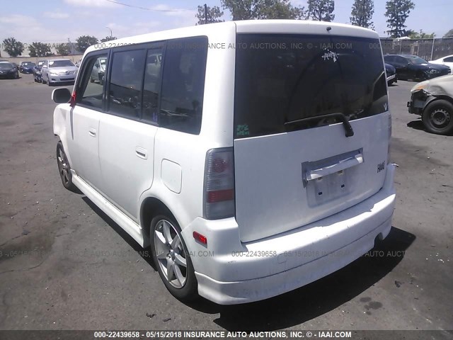 JTLKT324964050662 - 2006 TOYOTA SCION XB WHITE photo 3